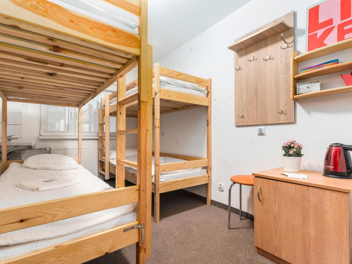 Luxhostel24 Варшава Экстерьер фото