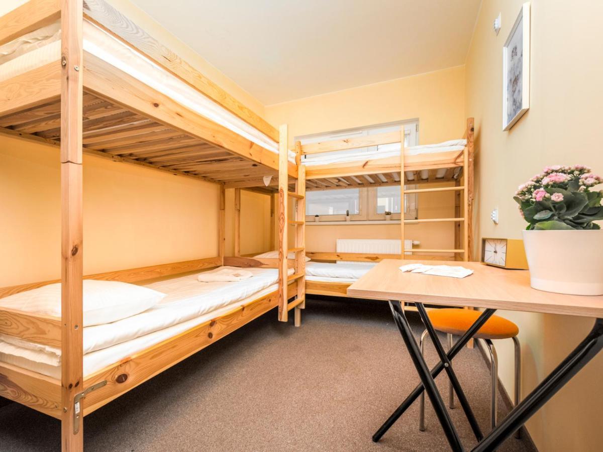Luxhostel24 Варшава Экстерьер фото