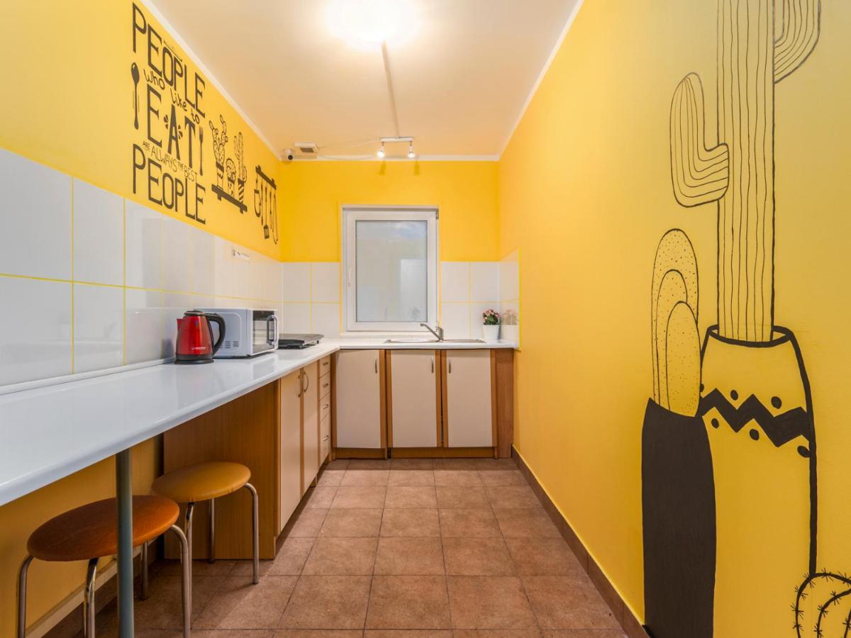Luxhostel24 Варшава Экстерьер фото