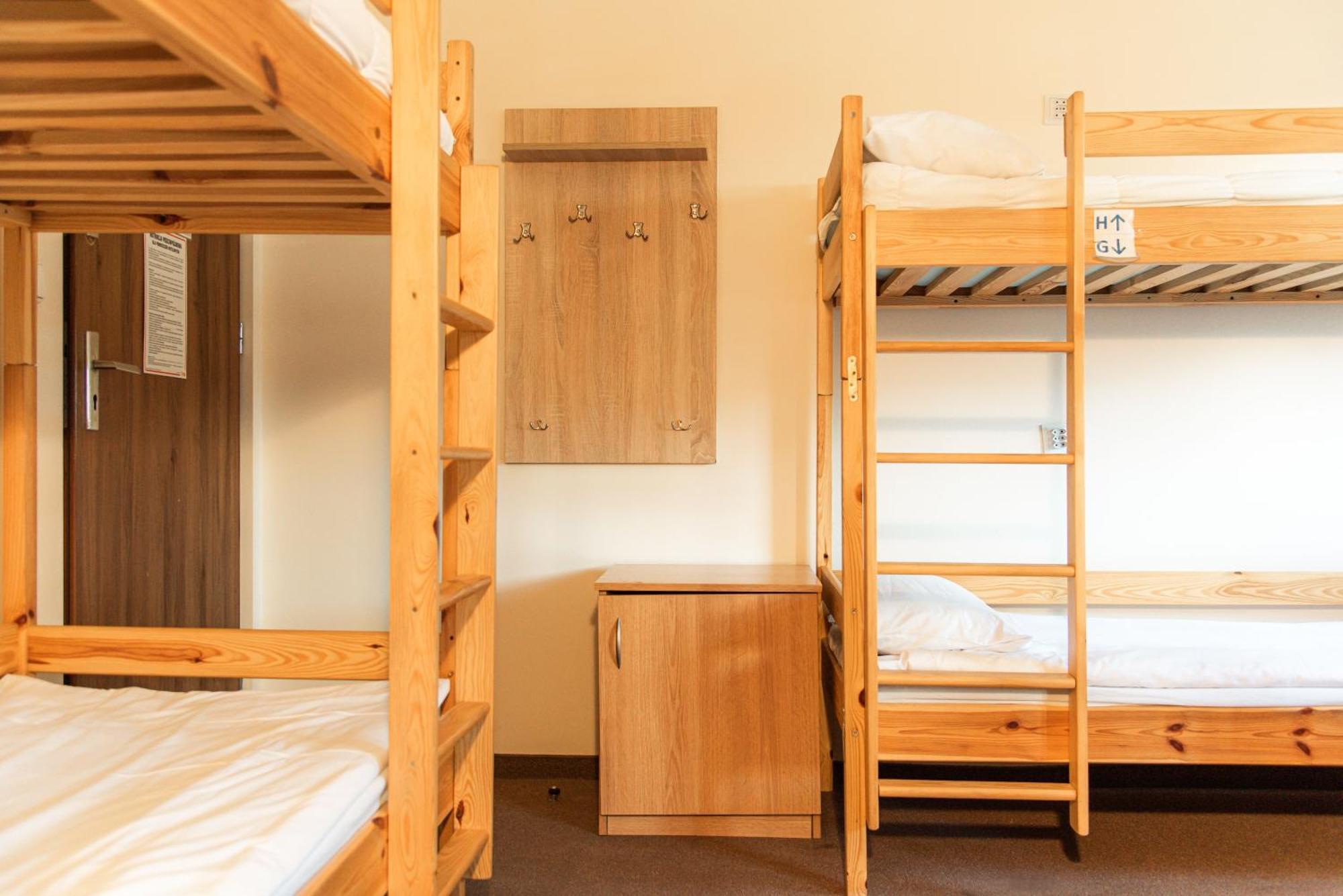 Luxhostel24 Варшава Экстерьер фото