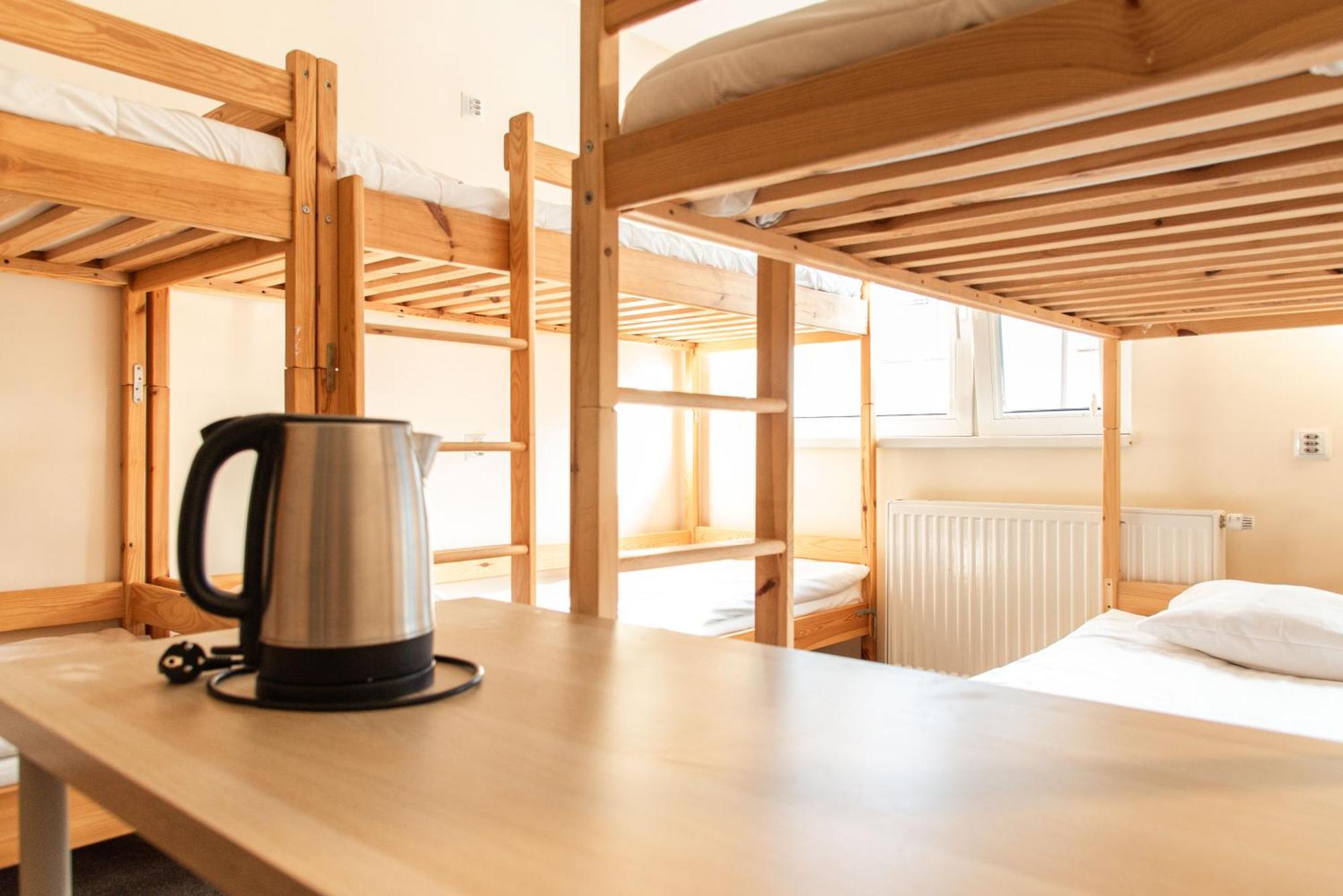 Luxhostel24 Варшава Экстерьер фото