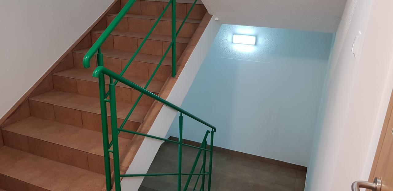 Luxhostel24 Варшава Экстерьер фото